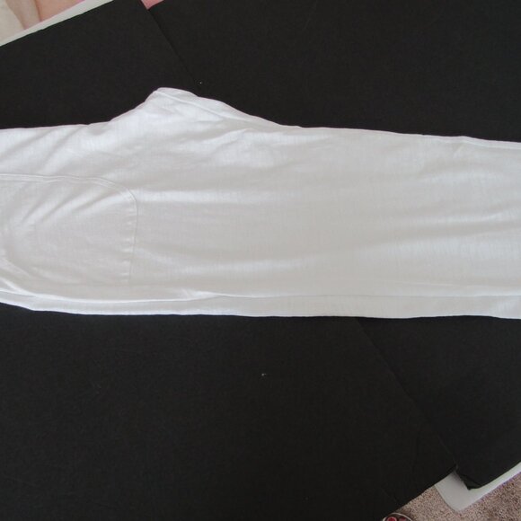 Escape cotton Capri's by Habitat Clothing,  Size Small,  new with tags - Picture 2 of 5